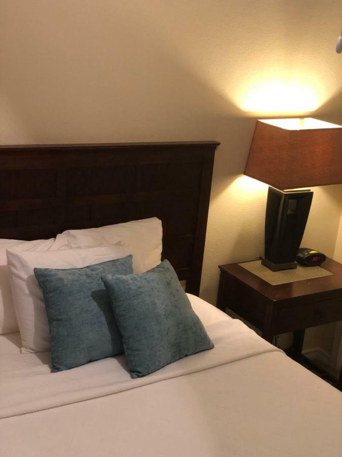The Reside Fully Furnished Condos - Medical Stays Welcome Х'юстон Екстер'єр фото
